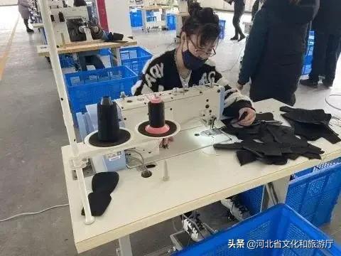 河北省张家口冰雪装备制造业乘势而上 走进宣化冰雪产业园